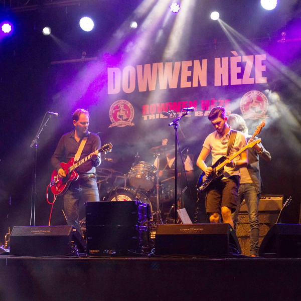 Dowwen Heze tribute to Rowwen Heze