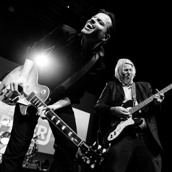 COOKING WITH KNOPFLER